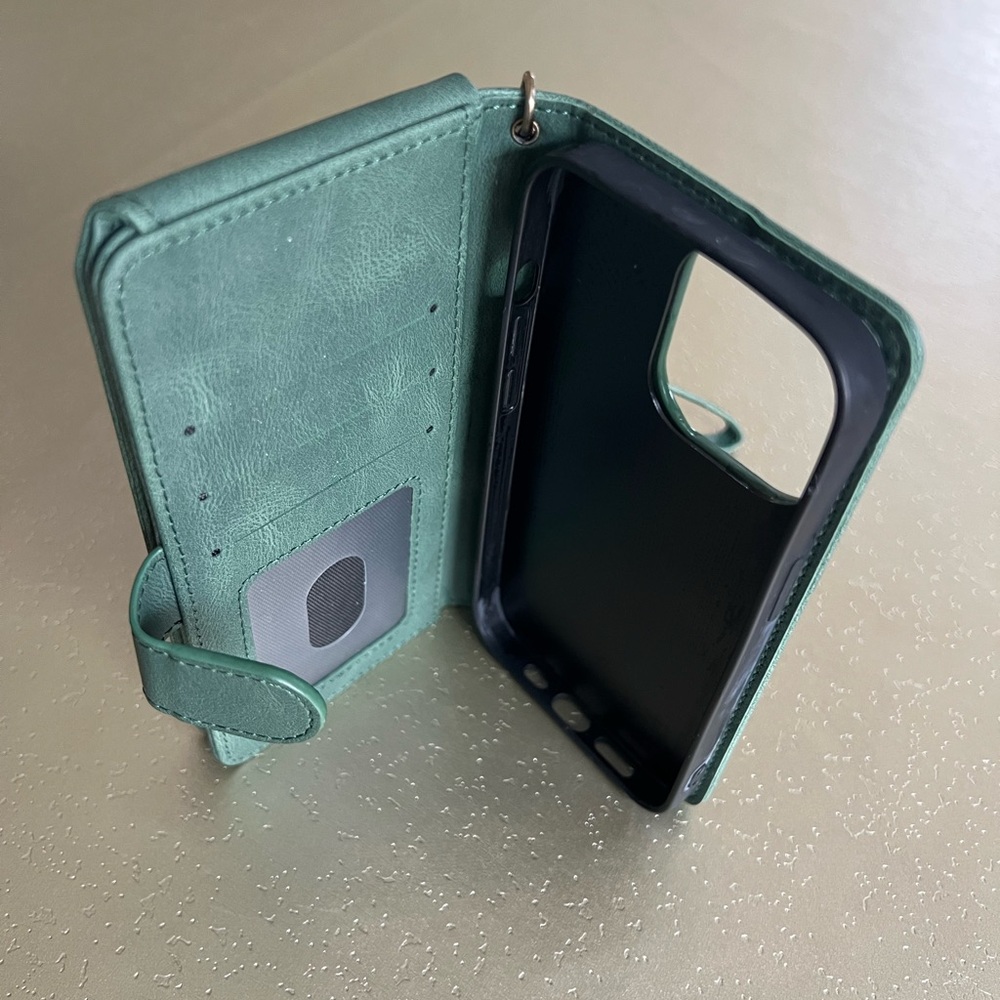 Elegant Green Phone Case Wallet